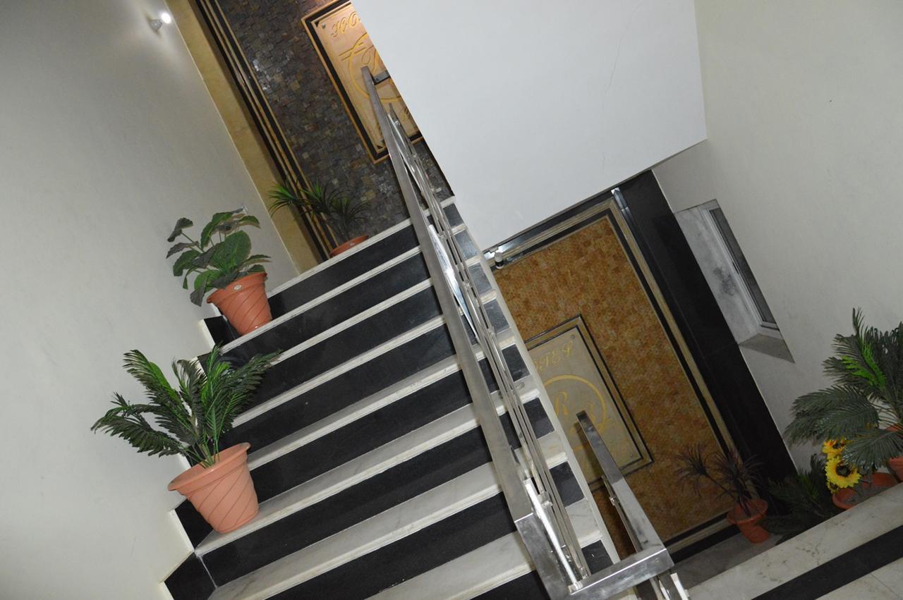 Hotel Rb Palace Dhaulpur Экстерьер фото